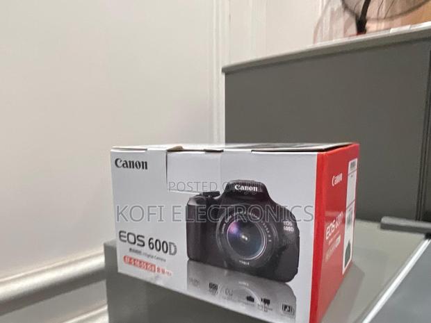 Canon Eos 600d the Retro Artist’S Everyday Camera · Photo 1