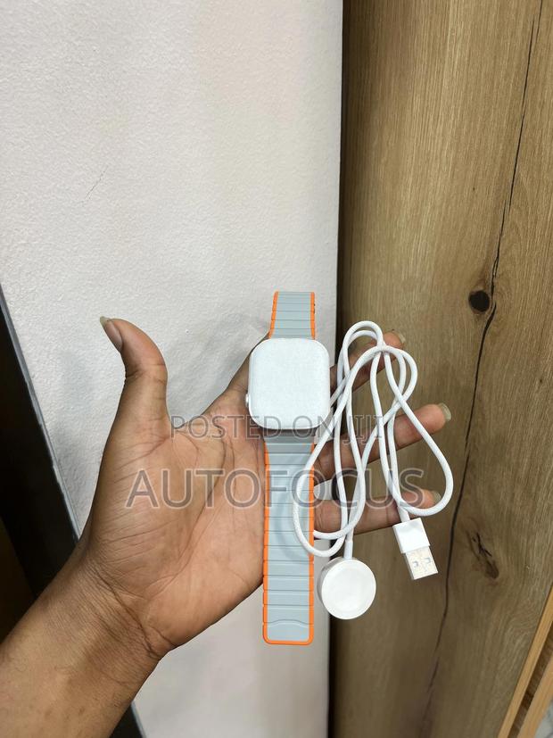 Apple Watch Series 11 46mm · Photo 2