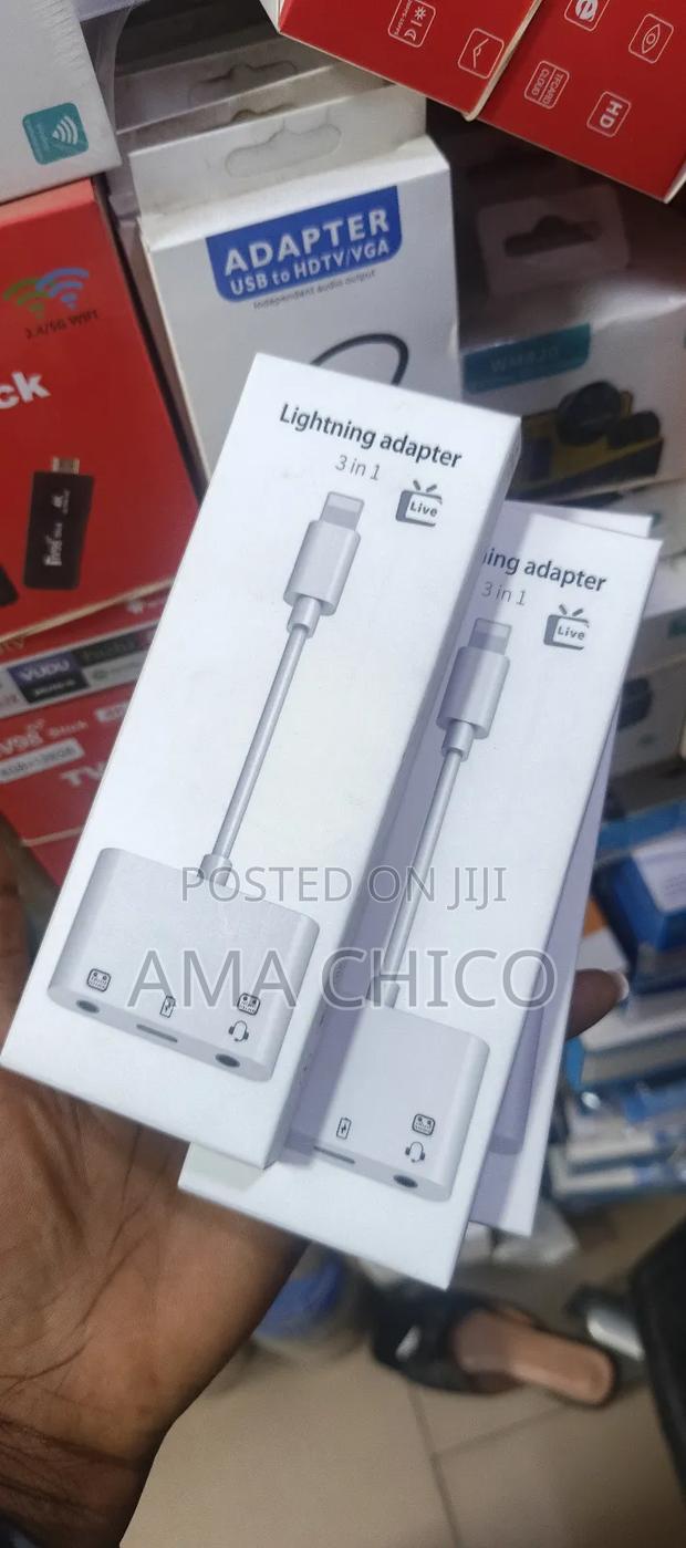 Lighting Adapter 3 in 1 ( iPhones Adapter for Live Show) · Photo 1