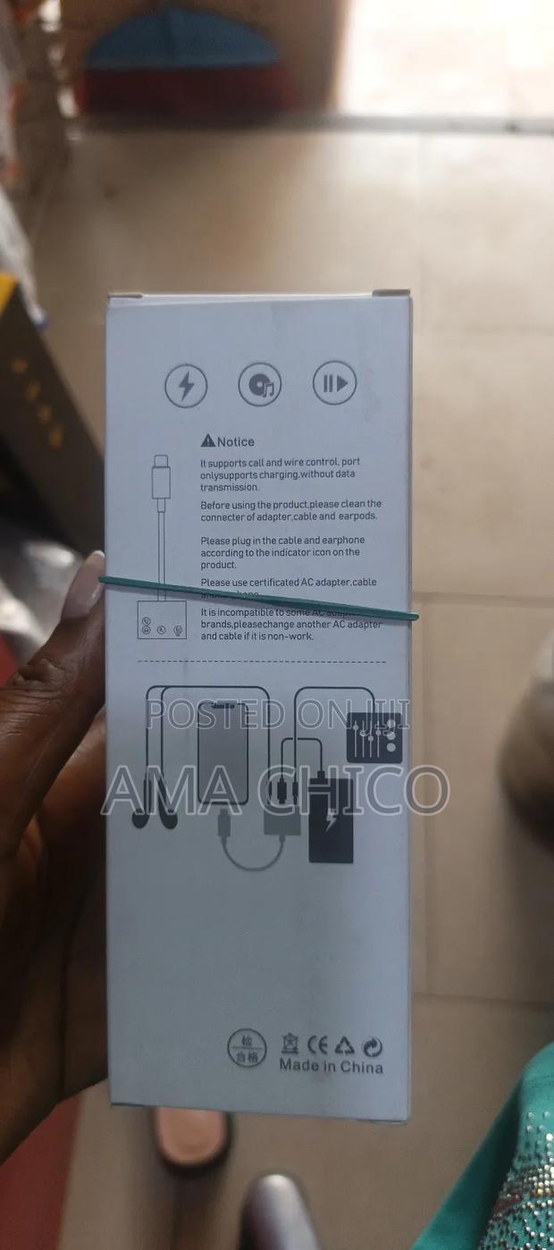 Type C Adapter 3 In 1(For Live) · Photo 3