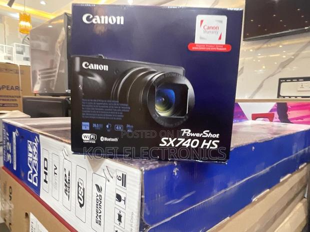 Canon Sx740 Hs Inspired by the Golden Age of Cameras · Photo 1