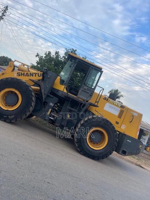 Shantui Wheel Loader · Photo 1