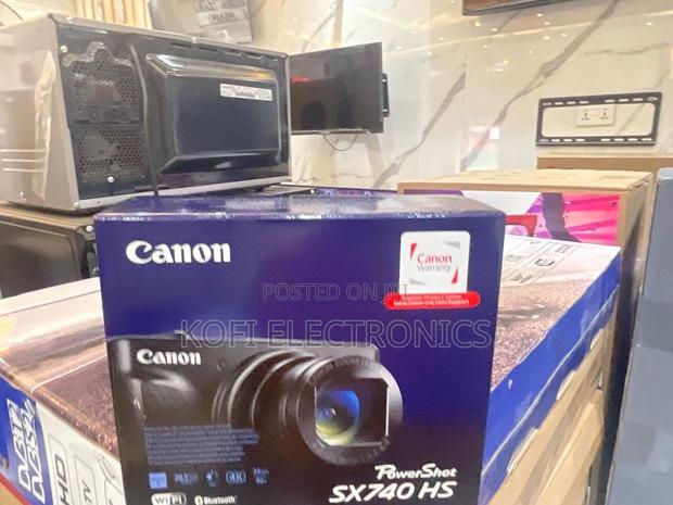 Powershot Sx740 Hs Classic Moments, Compact Form · Photo 1