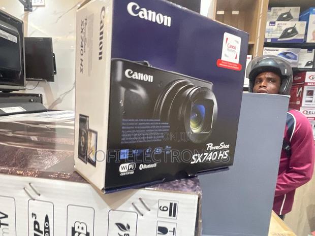 Canon Sx740 a Time-Honored Travel Keeper · Photo 1