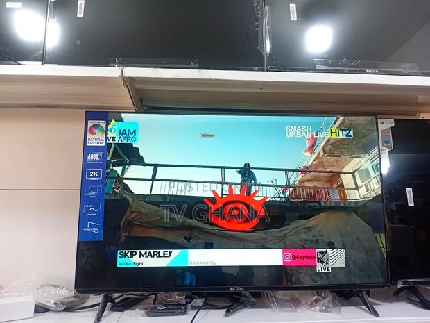 43 Inches Satellite Tv – Modern, Sleek Clear · Photo 2