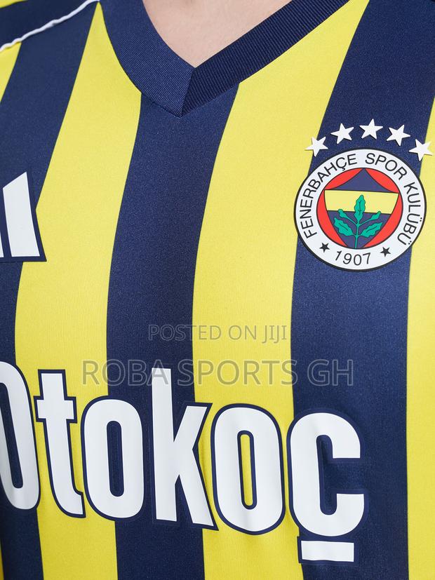 2025/26 Fenerbahçe Home Jersey · Photo 2