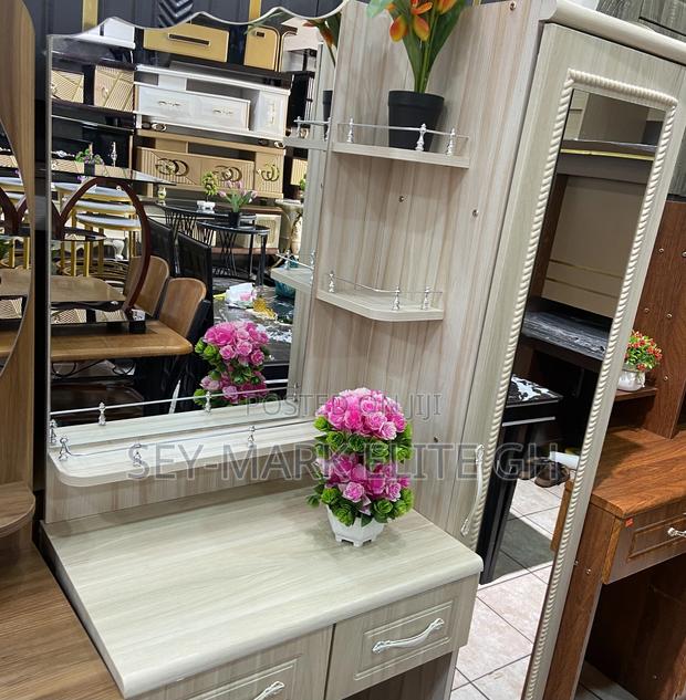 Elegant Dressing Mirror With Cabinet · Photo 1