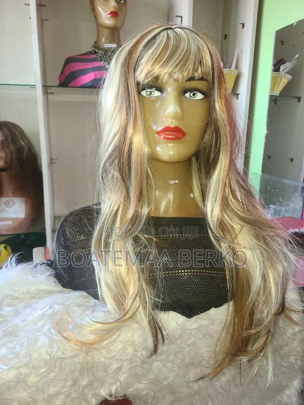 Golden Brown French Cut Wig Cap · Photo 5