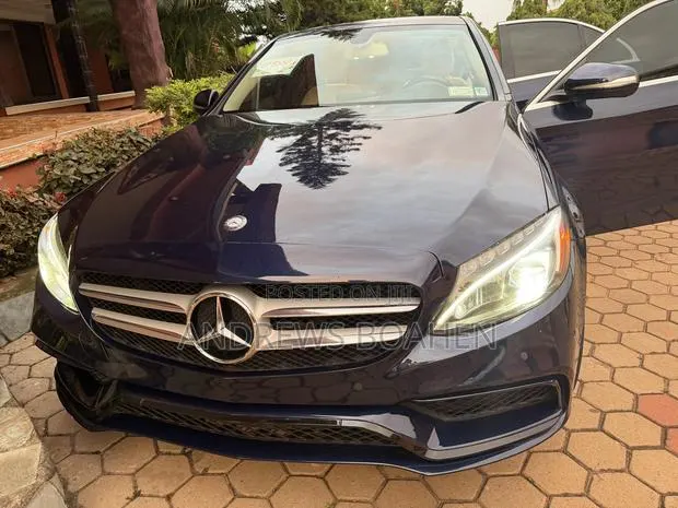 Mercedes-Benz C300 Luxury 4Matic Sedan AWD (2.0L 4cyl 7A) 2016 Blue · Photo 1