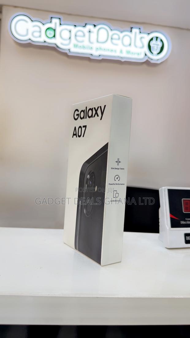 New Samsung Galaxy A07 4G 64 GB Black · Photo 3