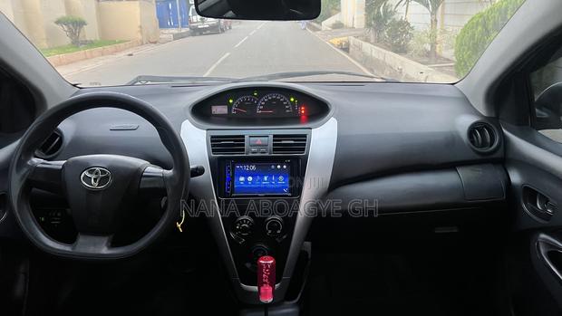 Toyota Vios 2012 Blue · Photo 8