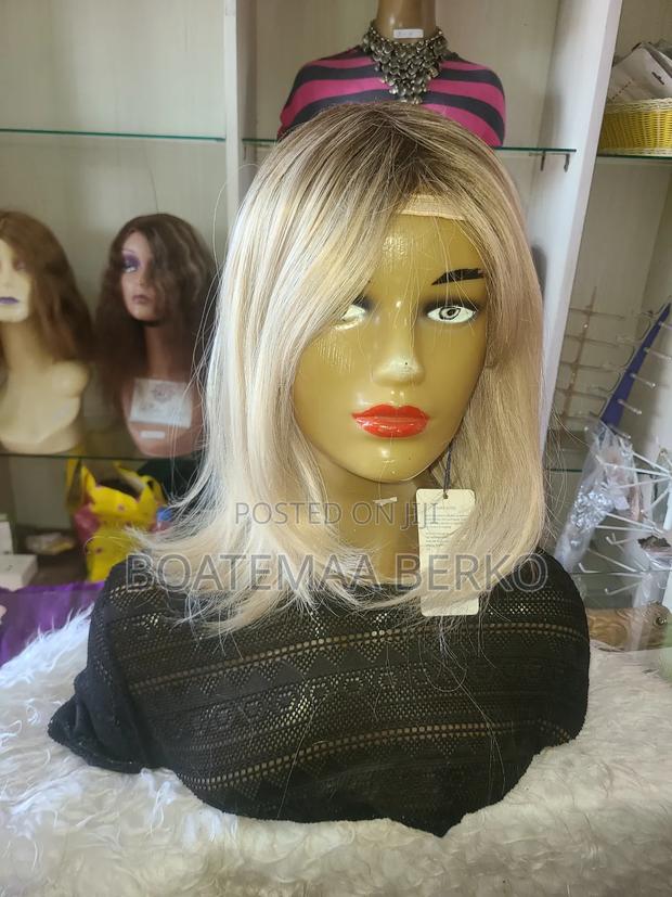 Straight Fibre Hair Blonde Wig · Photo 1