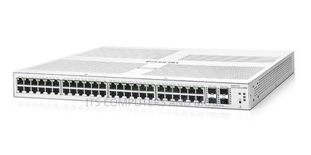 24 Port Hpe Networking Instant on Switch Series 1930 · Photo 4