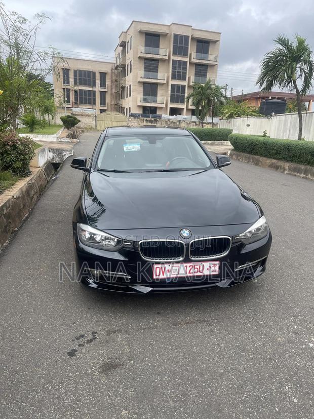 BMW 3 Series 320i RWD 2015 Black · Photo 1