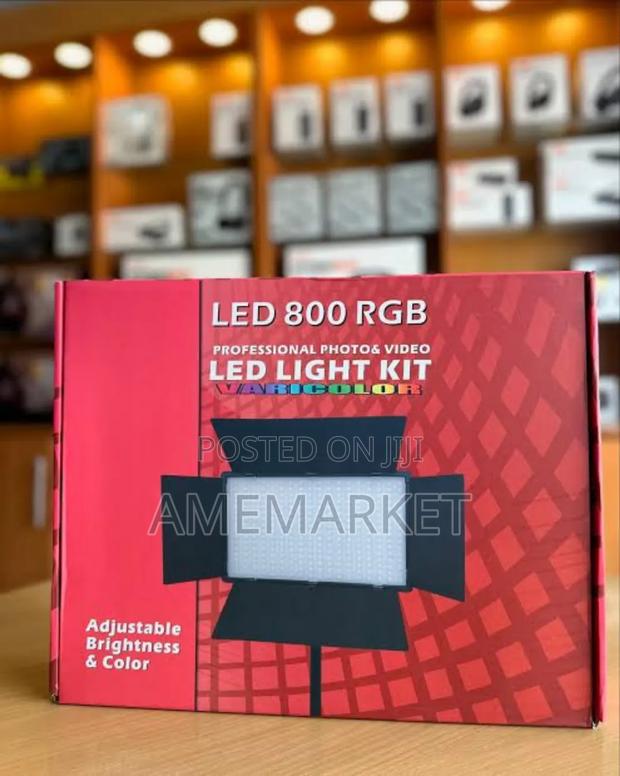 Professional Rechargeable Pro 800 RGB 50w Led Photography Studio Light · Photo 1