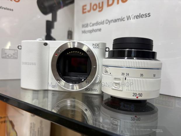 Samsung Nx100 Digital White Camera(Used) · Photo 1