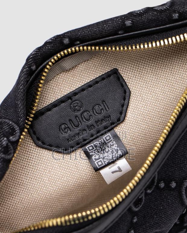 Unisex Gucci Side Bag · Photo 2