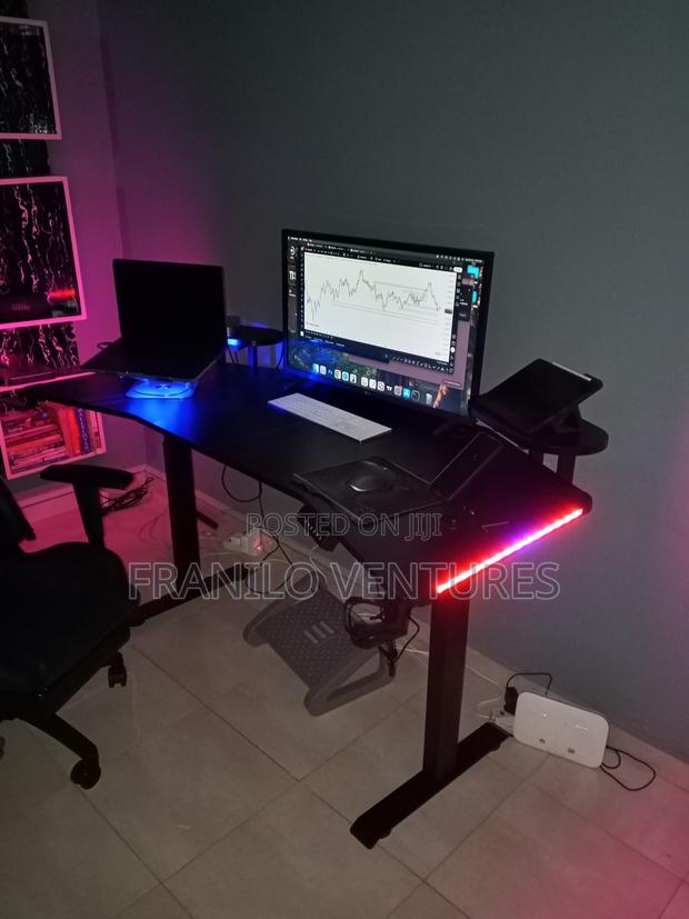 Extra Wide Studio Electric Adjustable Desk · Photo 3