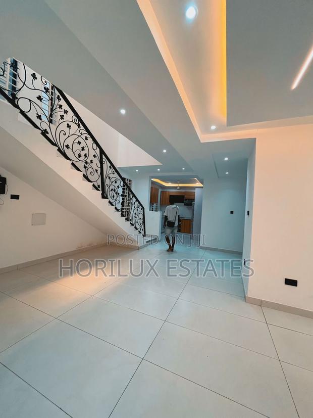 4bdrm Duplex in Horilux Estates, East Legon for sale · Photo 5