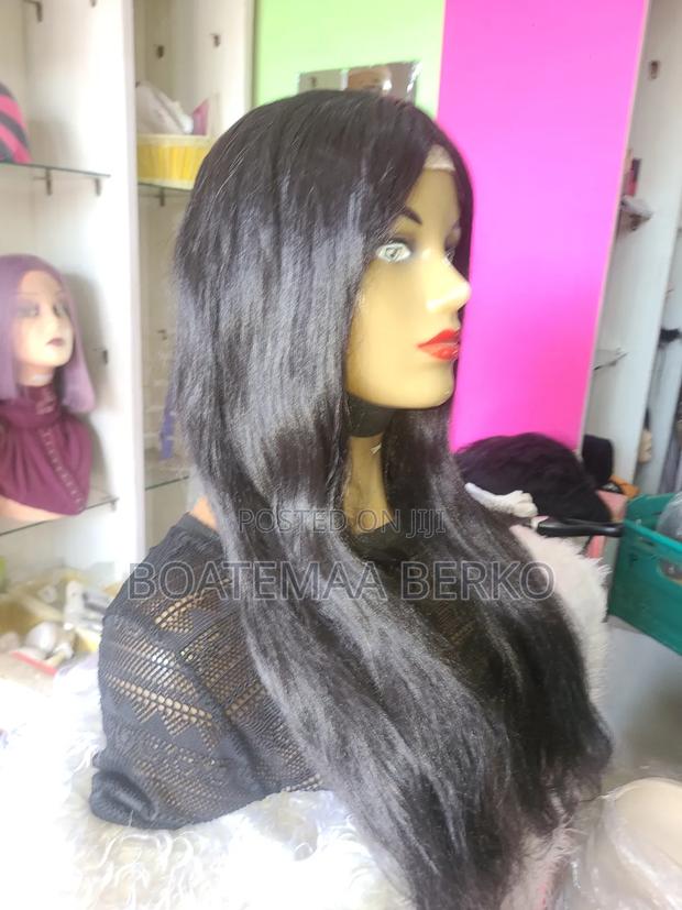 Long Black Wavy Hair · Photo 2