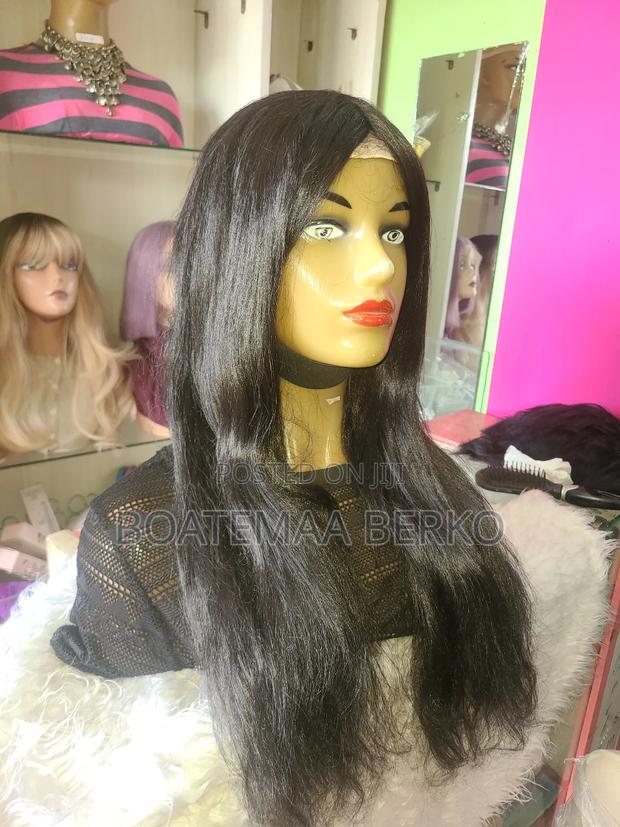 Long Black Wavy Hair · Photo 1