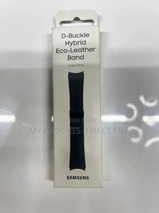 Samsung D-Buckle Hybrid Eco-Leather Band · Photo 1