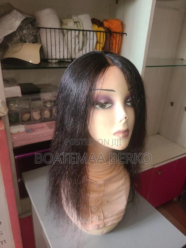 Black Wavy Human Hair Wig · Photo 2