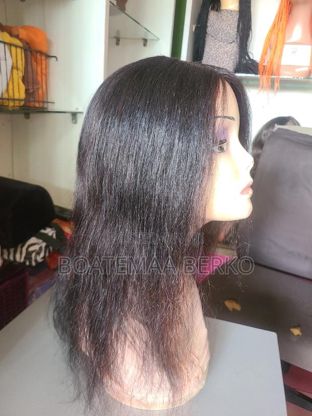 Black Wavy Human Hair Wig · Photo 3