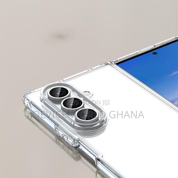 Mx Transparent Clear Case for Samsung Z Fold 7 · Photo 3