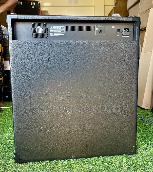 Yamaha Ba500 Baas Guitar Combo · Photo 7