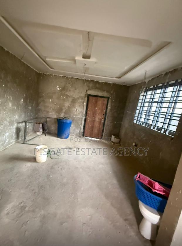 4bdrm House in Pokuase for sale · Photo 5