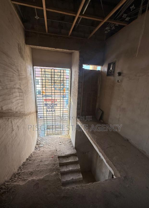 4bdrm House in Pokuase for sale · Photo 7