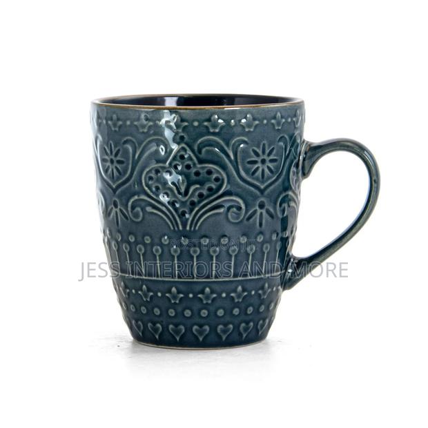Mozaic 16-Piece Stoneware Dinnerware · Photo 3