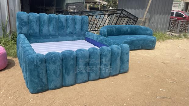 Brand New Design in Town Very Comfortable · Photo 1