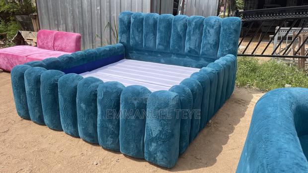 New Design Bed in Town Made to Last · Photo 1