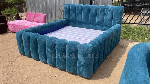 New Design Bed in Town Made to Last · Photo 2