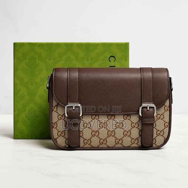 Designer Leather Shoulder Bags Unisex · Photo 5