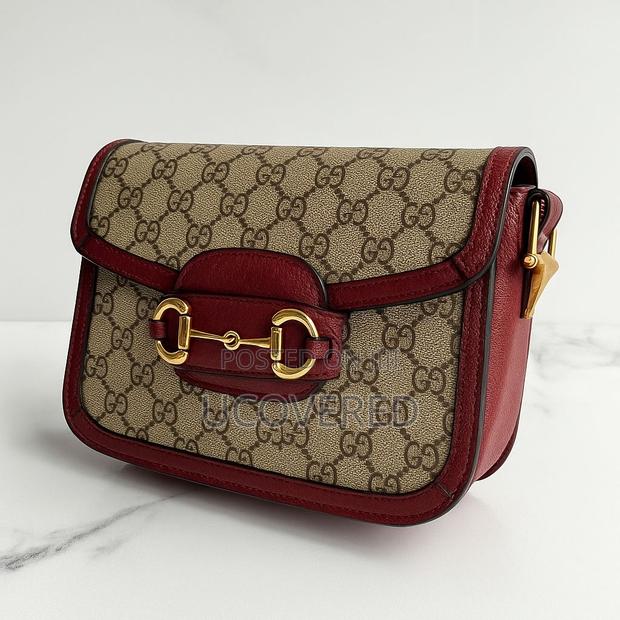 Gucci Unisex Leather Shoulder Bag · Photo 3