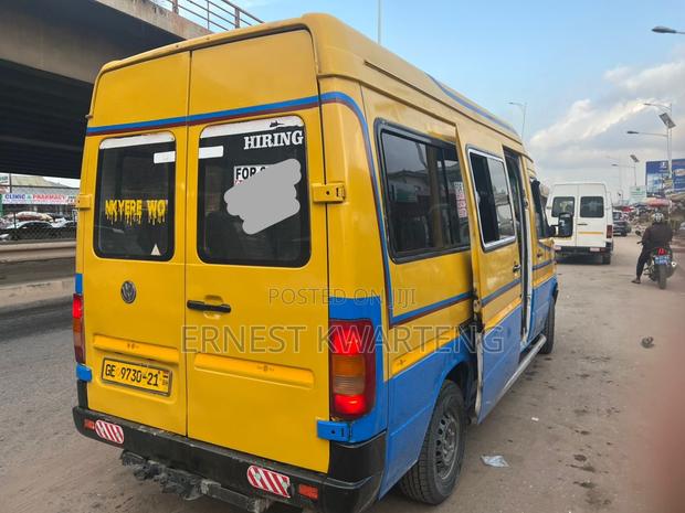 Volkswagen LT 2004 Yellow · Photo 3