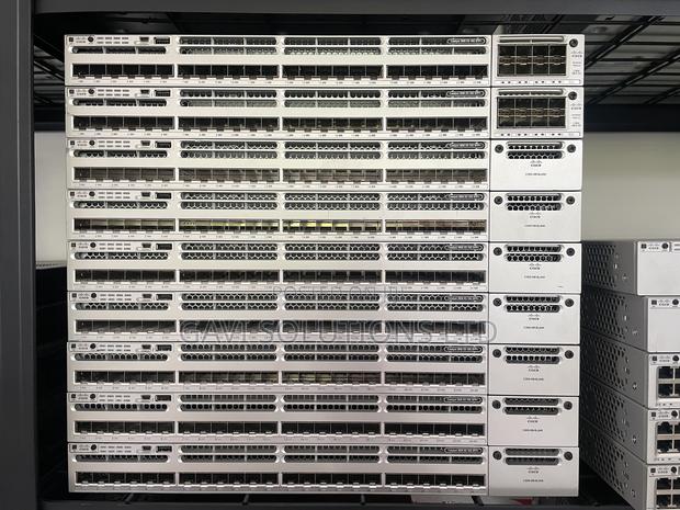 Cisco Fiber Switch. 24port 10gig · Photo 4