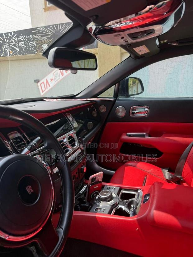 Rolls-Royce Wraith 6.6 RWD 2020 Black · Photo 2