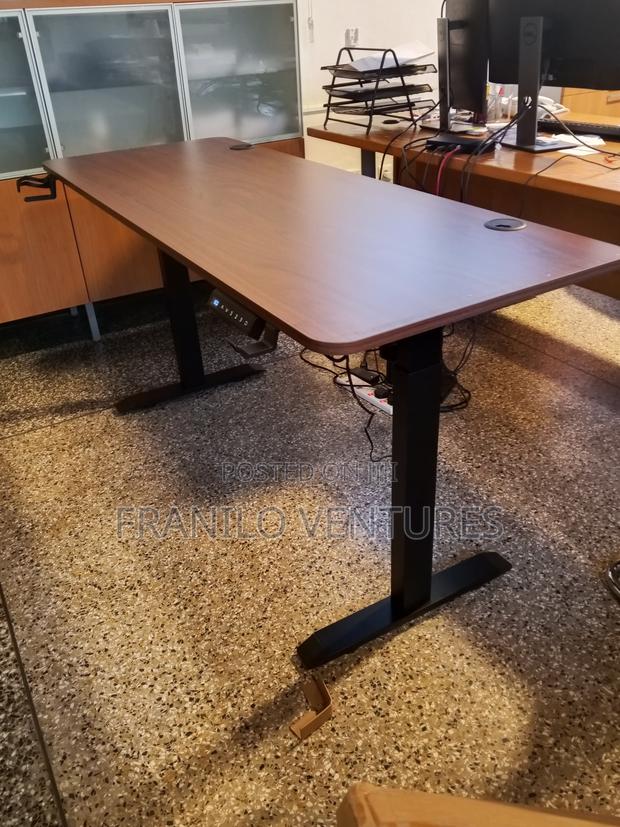 1.6m Ergonomic( Electric Height Adjustable) Desk · Photo 3