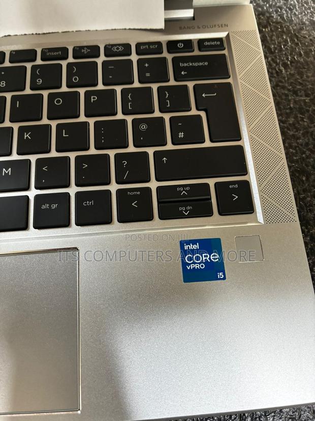 Laptop HP EliteBook 830 G8 8GB Intel Core i5 SSD 256GB · Photo 2