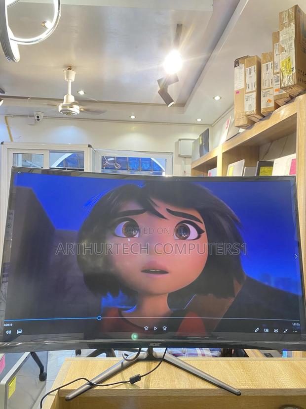 Acer Curved Gaming Monitor · Photo 2