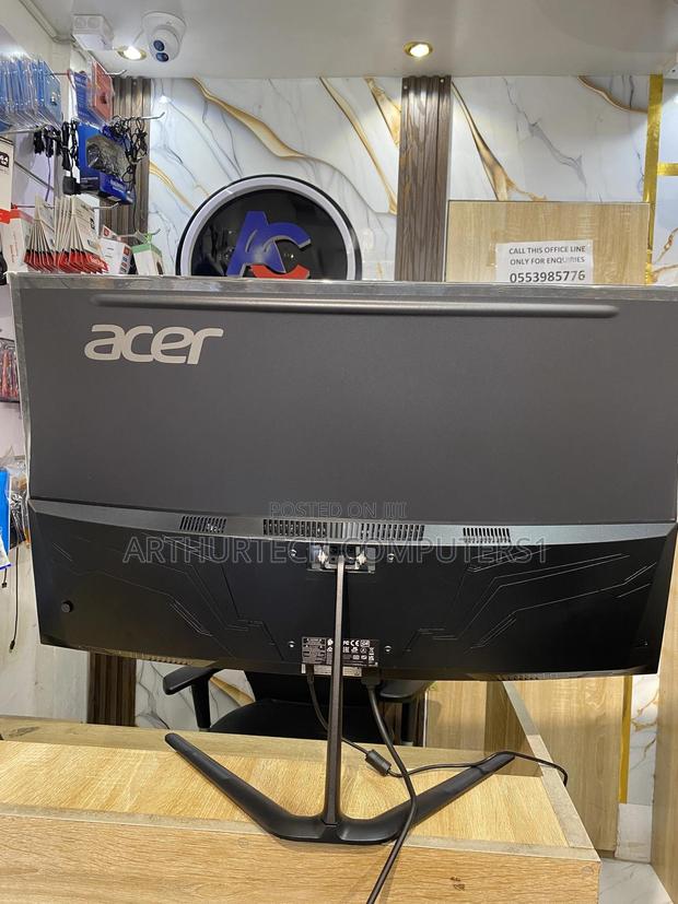 Acer Curved Gaming Monitor · Photo 4