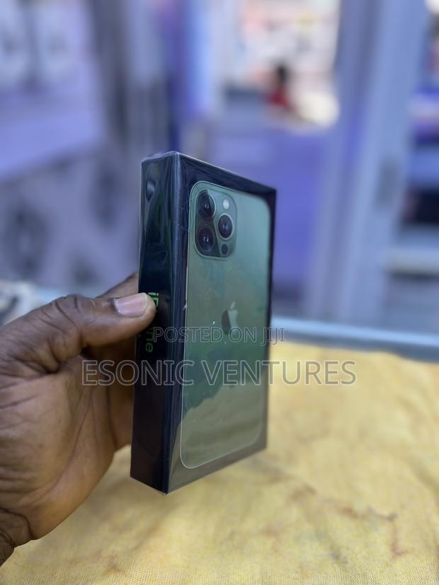 New Apple iPhone 13 Pro 128 GB Green
