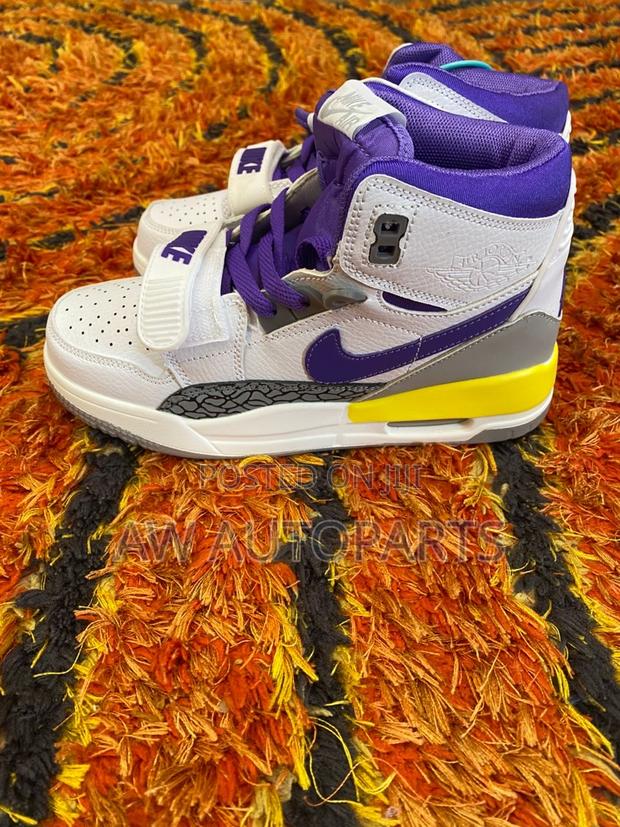 Nike Sneaker · Photo 1