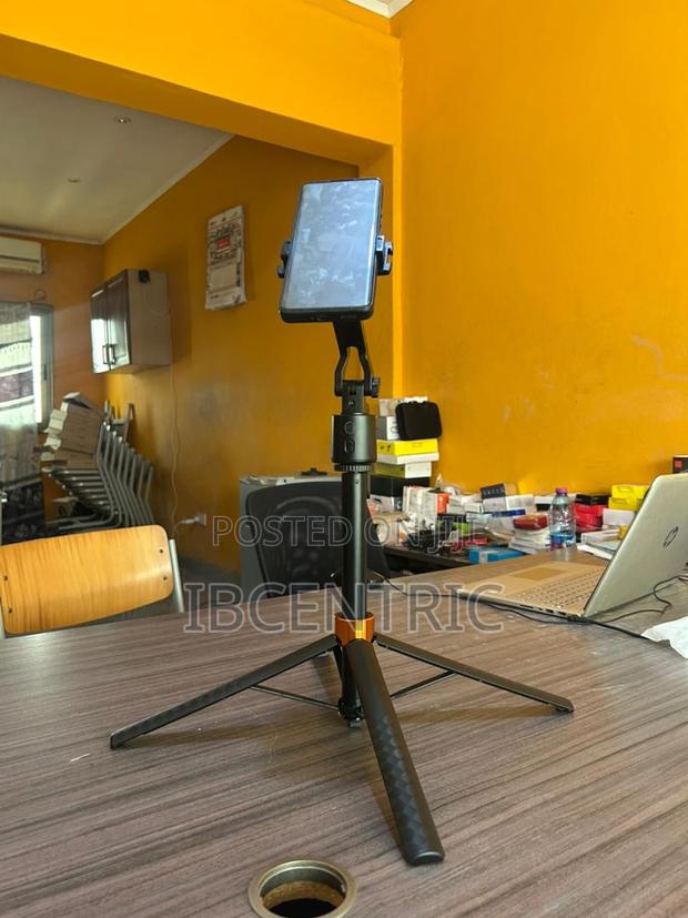Smart Selfie Stick Q13 · Photo 1