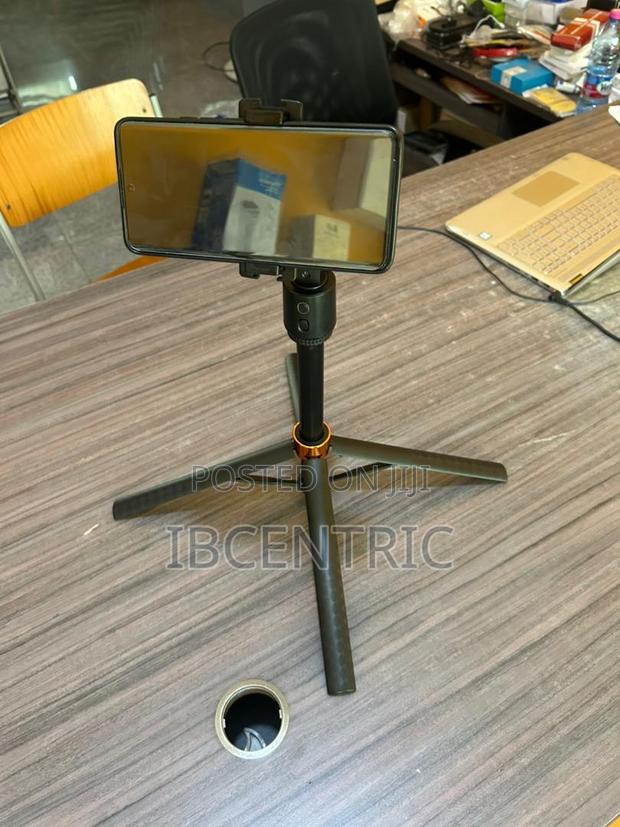 Smart Selfie Stick Q13 · Photo 4