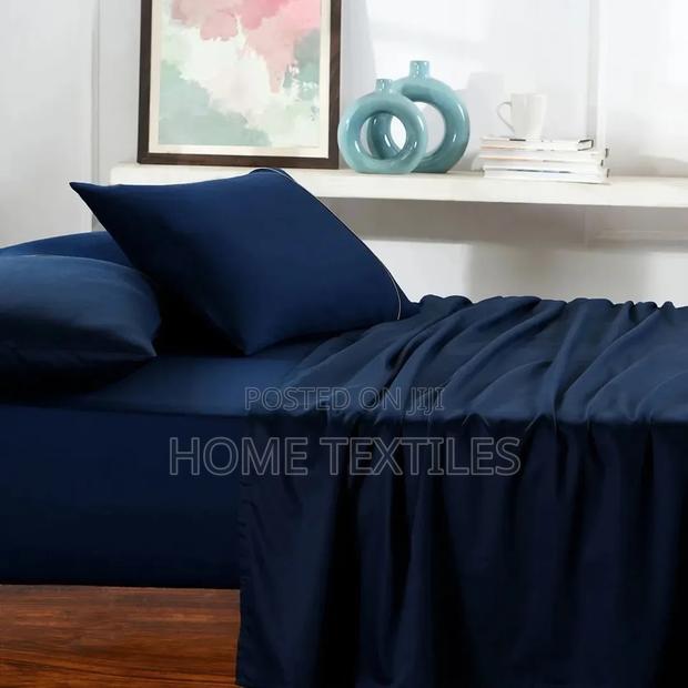 6 Pieces Dark Blue Bedsheet Sets (1fitted,1flatsheet and 4pillowcases) · Photo 1